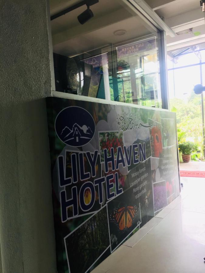 Oyo 90760 Lily Haven Hotel Танах-Рата Екстер'єр фото